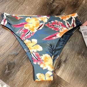 Roxy bikini bottom